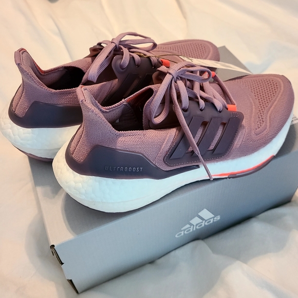 Adidas ULTRABOOST 22 SHOES Magic Mauve /Legacy Purple/Turbo Size 6.5 NWT - Picture 7 of 8